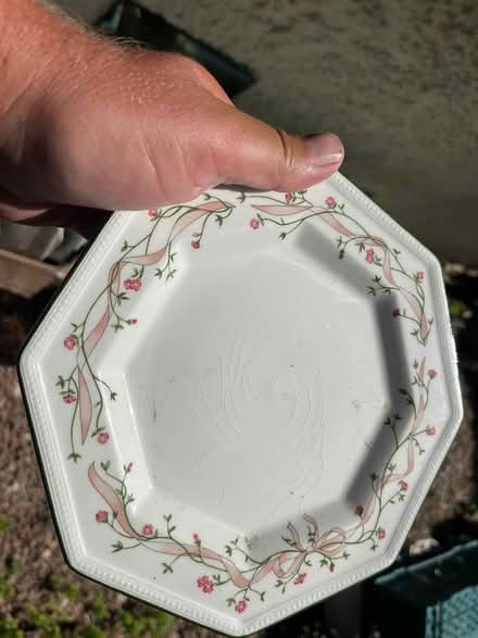 Photo of free Crockery - Johnson Brothers (Waterlooville PO7) #3