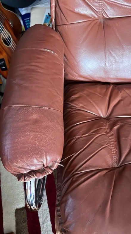 Photo of free Comfy chair (Sunnyvale) #3