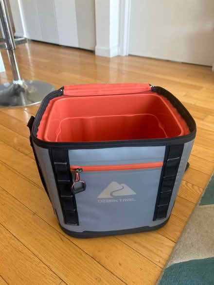 Photo of free Cooler (Midtown West) #1