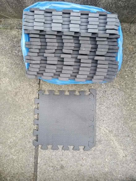 Photo of free 20x Interlocking foam rubber mats (Saltaire) #2
