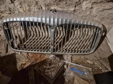Photo of free Car radiator grill - Daimler? (Central Lancaster LA1) #1