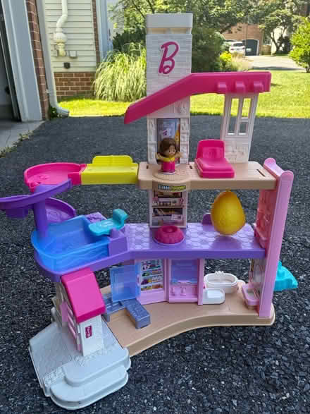 Photo of free Multiple items - kids & pet stuff (Kensington) #1