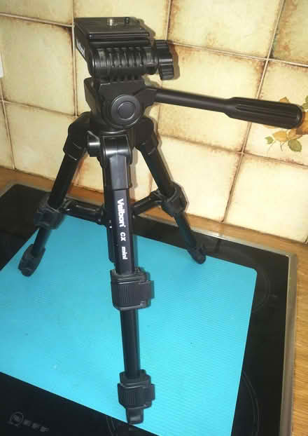 Photo of free Tripod (Corfe Mullen BH21) #1