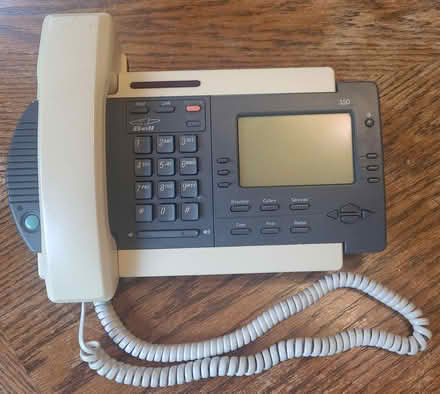 Photo of free Bell telephone with screen (Kanata north rural) #1