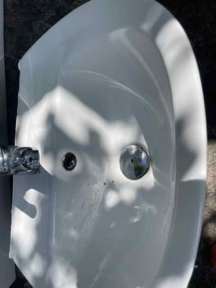 Photo of free Small Bathroom sink (phibsborough Dublin 7) #3