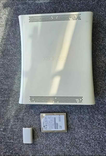 Photo of free Xbox 360 (Birmingham B15) #1