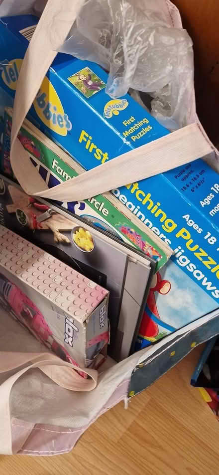 Photo of free Car boot stuff (PL26) #3
