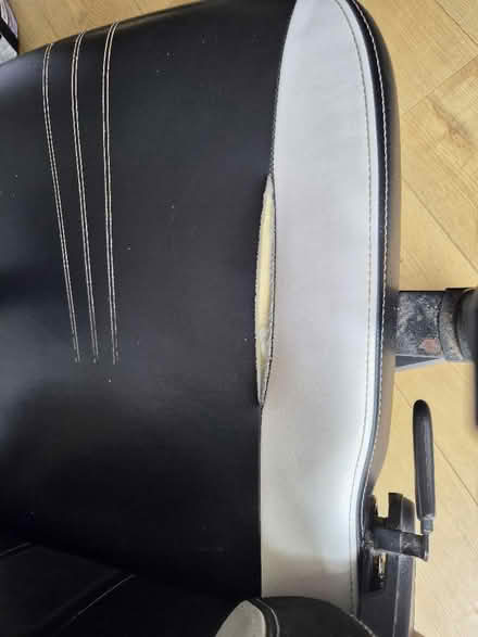 Photo of free Noblechairs gaming chair. (Knaphill GU21) #3