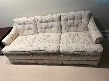 Photo of free Sofa (19810) #1