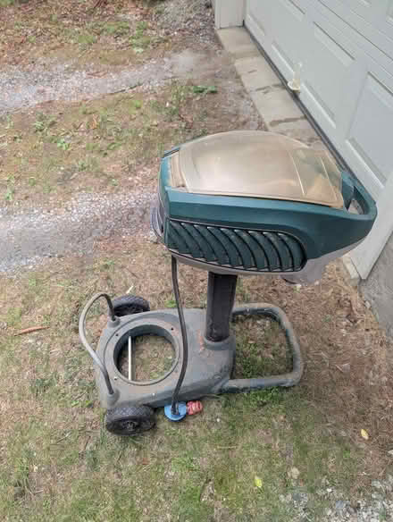 Photo of free mosquito magnet liberty plus (Pepperell NH border) #1