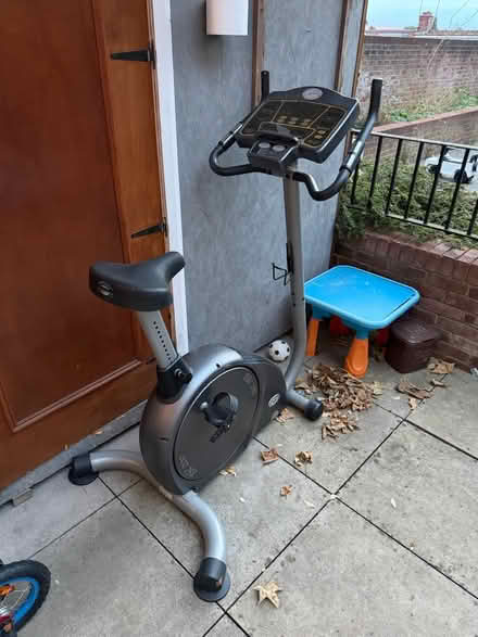 Photo of free Exercise Bike (Temple Fortune NW11 0AG) #1