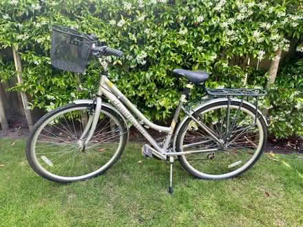 Photo of free Claudbutler lady's bike (Crowthorne RG45) #1