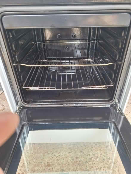 Photo of free Beko cooker (Hibaldstow) #2