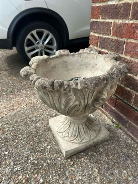 Photo of free Stone planter (Hastings. Broom grove TN34) #1