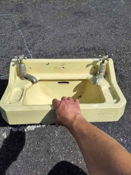 Photo of free Old antique royal doulton sink (Hartington Road BN2) #1