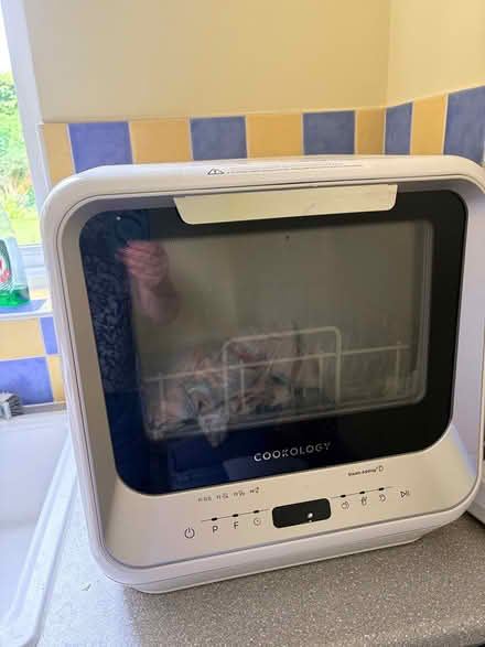 Photo of free Table top dishwasher (St. Albans AL1) #1