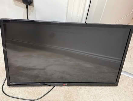 Photo of free Tv LG (Nothing Hill W2) #1
