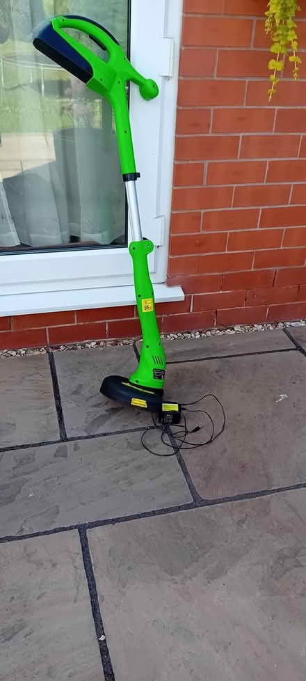 Photo of free Cordless strimmer (Retford DN22) #1