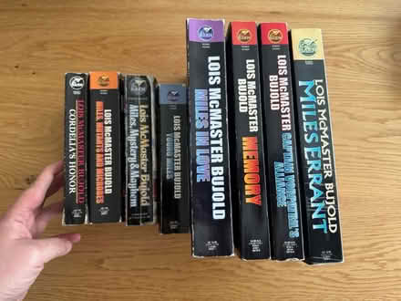 Photo of free Vorkosagan Saga Omnibus books (20008, near BreadFurst) #2