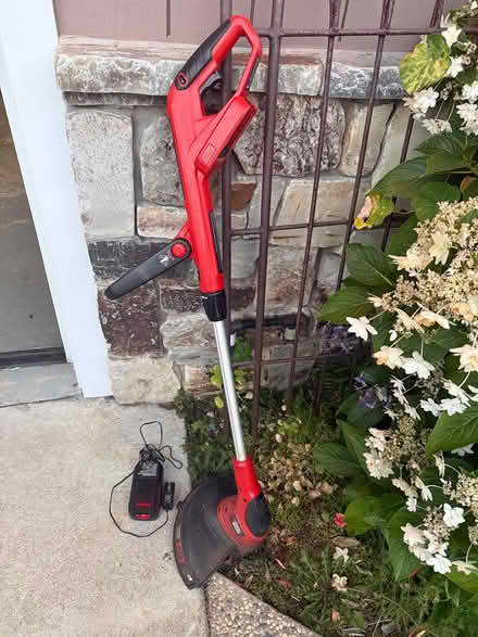 Photo of free Weed whacker (Sunnyvale near Wolfe and Reed) #1