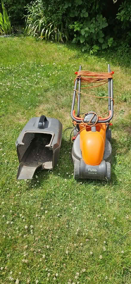 Photo of free Flymo Venturer 32 Lawnmower (Langley SL3) #1