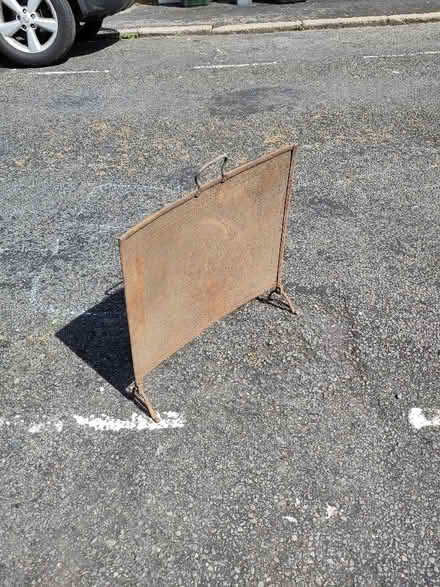 Photo of free Fire screen 2 - metal (Hartington Road BN2) #2