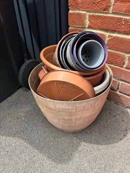 Photo of free Various Bits & Pieces & Clothes (wallingford OX10) #2