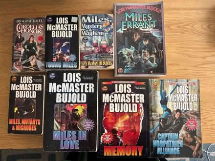 Photo of free Vorkosagan Saga Omnibus books (20008, near BreadFurst) #1