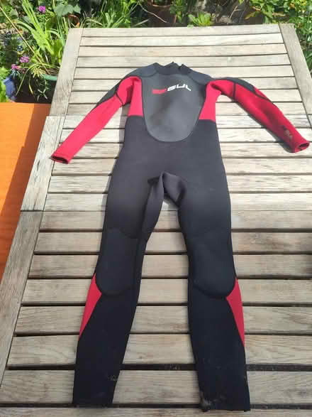 Photo of free Kid's wetsuit 9-10 yrs (L1 Liverpool City Centre) #1