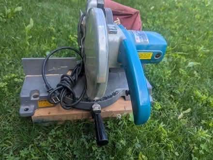 Photo of free Makita 10" Miter Saw (Ann Arbor, Central Campus) #2