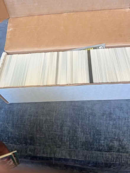 Photo of free Box of 1992 baseball cards (Redmond) #1