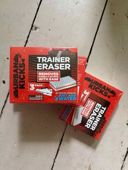 Photo of free trainer cleaner (SE4) #2