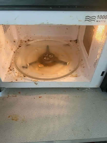 Photo of free 1000 Watt microwave (Redmond) #3