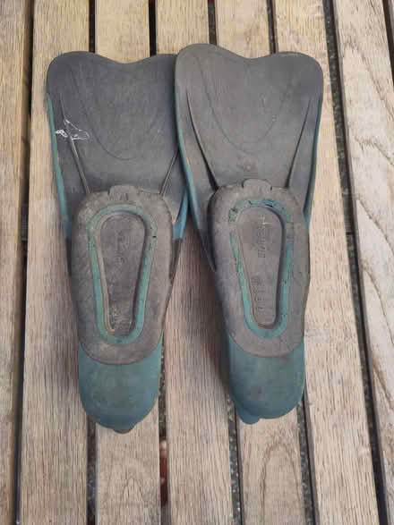 Photo of free Kid's flippers - size 3 (L1 Liverpool City Centre) #2