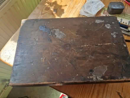 Photo of free Old wooden box (Hindhead, Surrey) #3