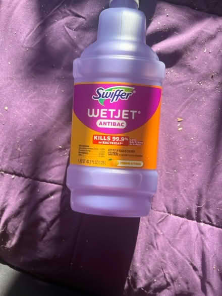 Photo of free Swiffer cleaning solution (Redmond) #1