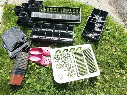 Photo of free plastic pots and trays dish drainer (Ann Arbor near Hillside Terr.) #1