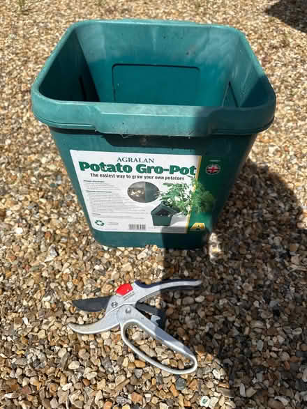 Photo of free Potato planter & plastic pots (CO4 9 Colchester) #1