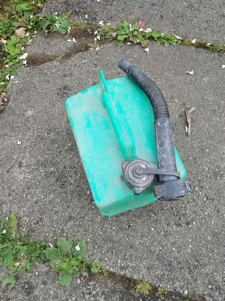 Photo of free Petrol can (Belper DE56) #1