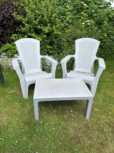Photo of free Garden furniture (Luthrie KY15) #1