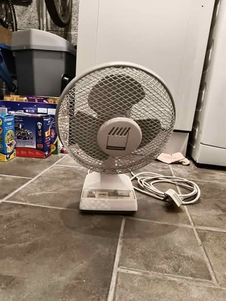 Photo of free 9" desk fan (Marple SK6) #1