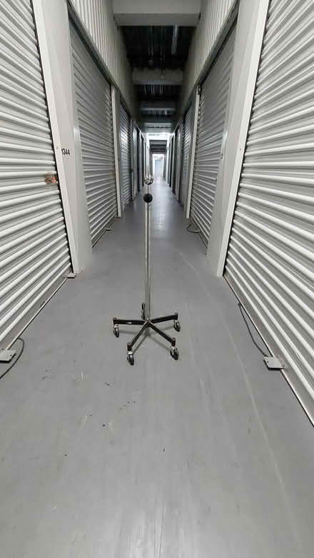 Photo of free Light Stands (94015) #3