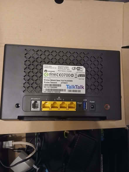 Photo of free WiFi Router (Halewood L26) #3