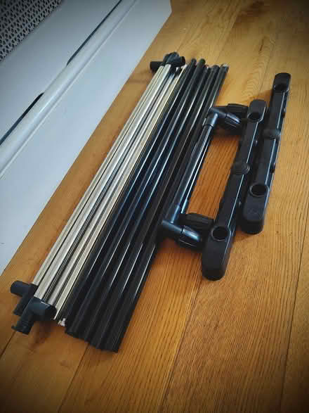 Photo of free Double‐Rod Clothes Rack (White City, W12) #2