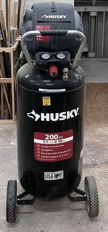 Photo of free Husky Air Compressoir (Morgan Hill (Jackson Oaks)) #1
