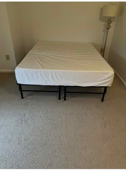 Photo of free Queen bed from guest room (Warrington, Pa) #2