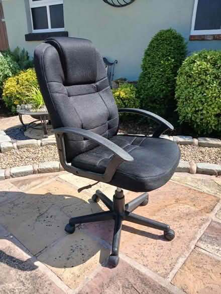 Photo of free Large Padded Office Chair (Southport, PR9) #1