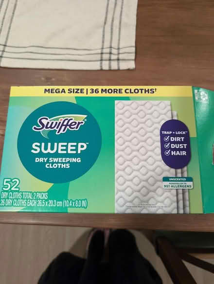 Photo of free Swiffer dry sweeping cloths (Manor woods) #1