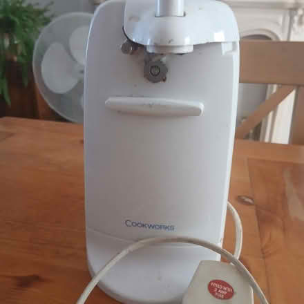 Photo of free Electric can cutter (Rm1 4sh) #2