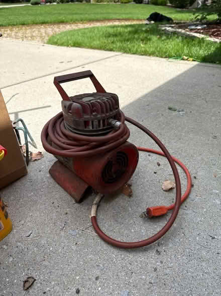 Photo of free Air compressor, I think (Plainfield and Bailey, Darien) #1